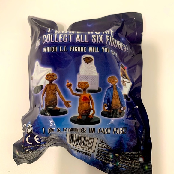 E.T The Extra Terrestrial miniature figurines bundle of (3) Blind Bags New - Picture 2 of 2
